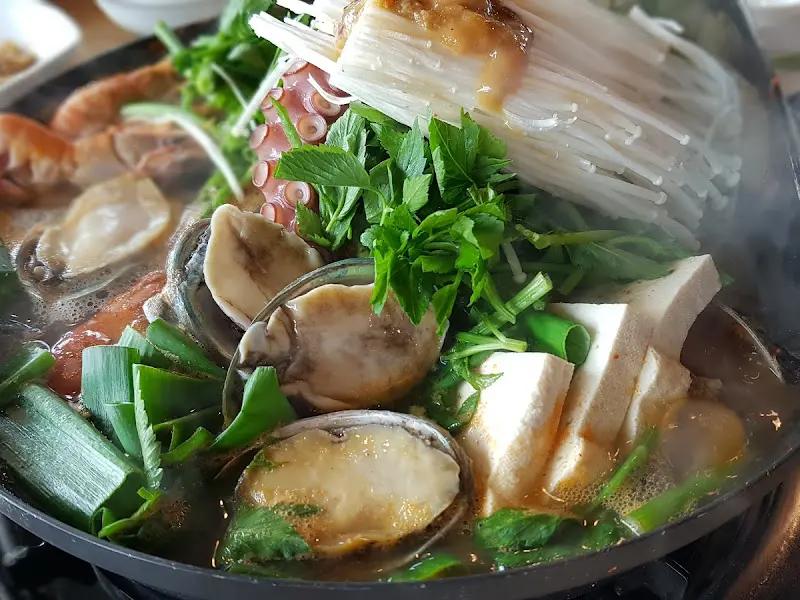 만민식당 해물탕