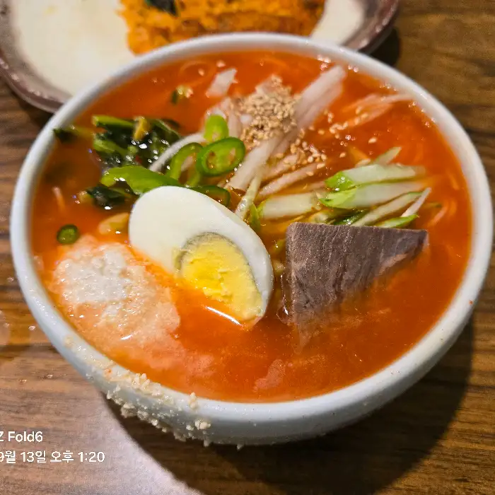 김치말이 국수 클로즈업