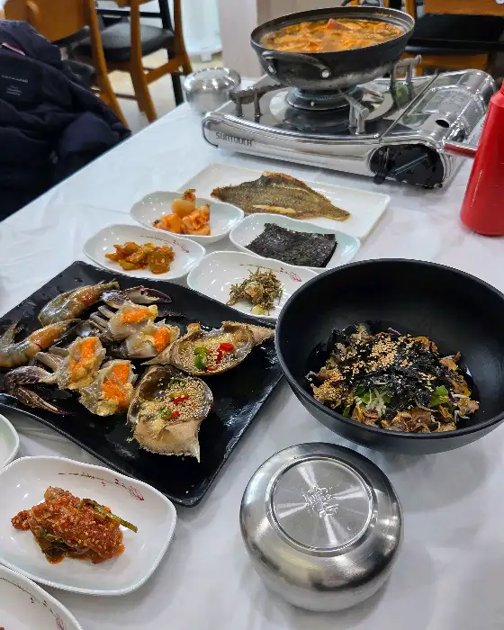 먹음직스러운 간장게장