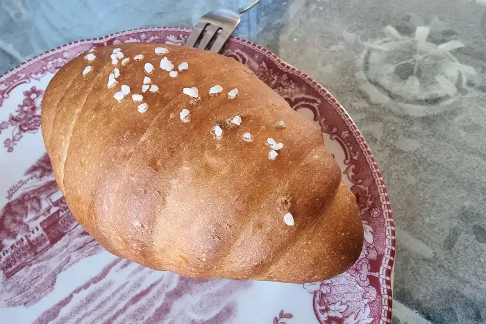 따뜻한 단팥빵과 진한 대추차