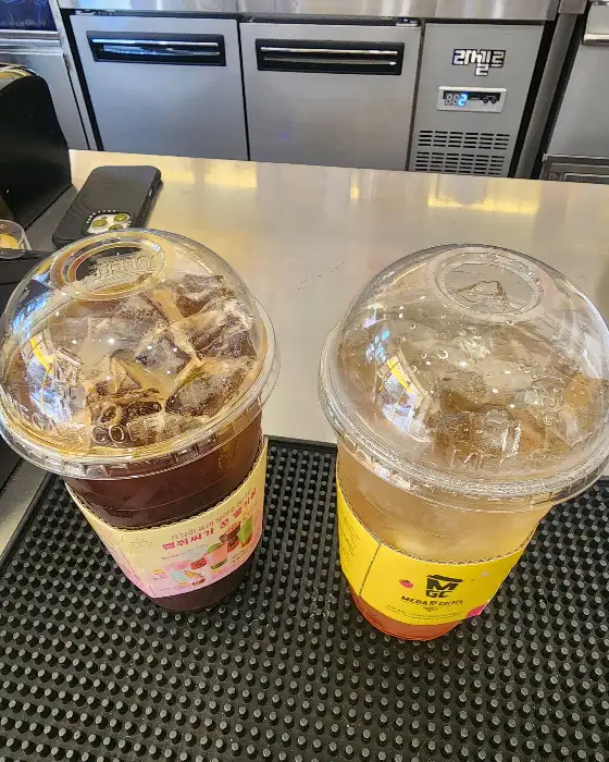 아이스 아메리카노와 아이스티
