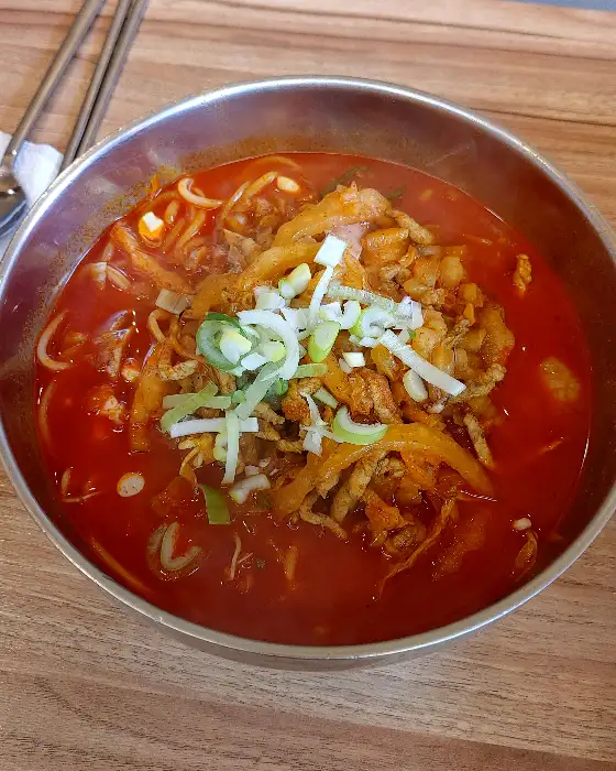 고기짬뽕 국물 상세 샷