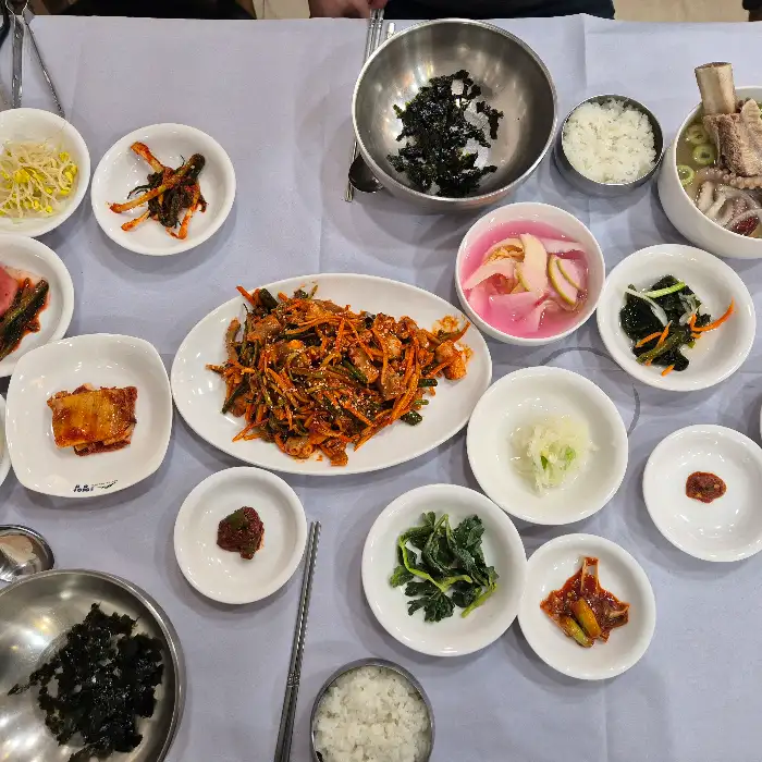 새콤달콤한 낙지초무침