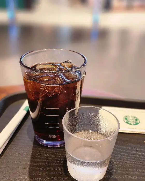 콜드브루와 물