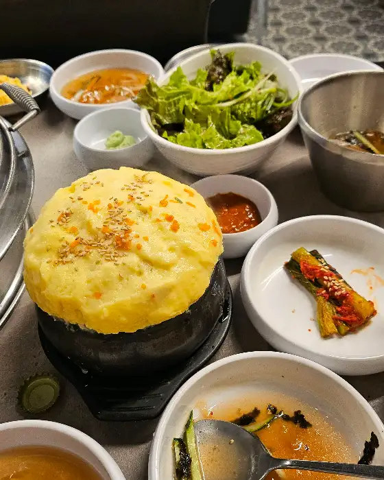 양념 소갈비살 굽는 중