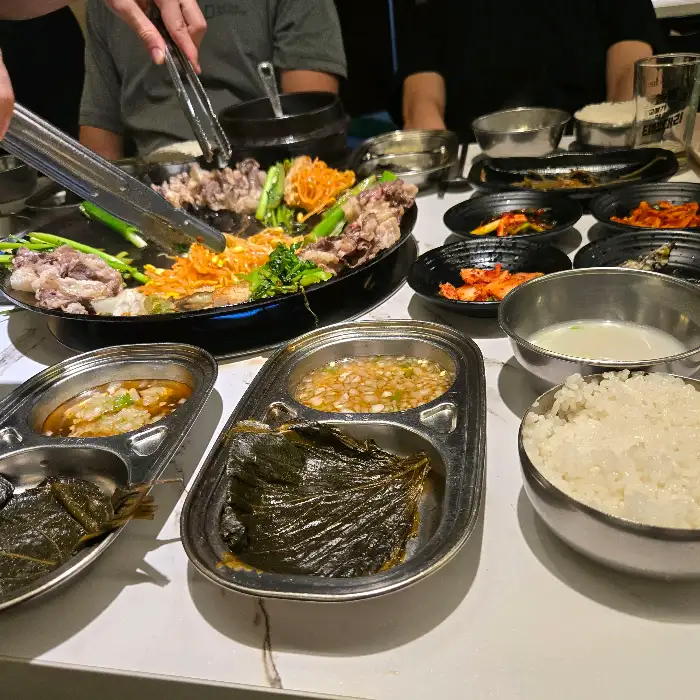 신선한 뭉티기