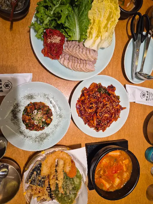 낙지볶음과 밥