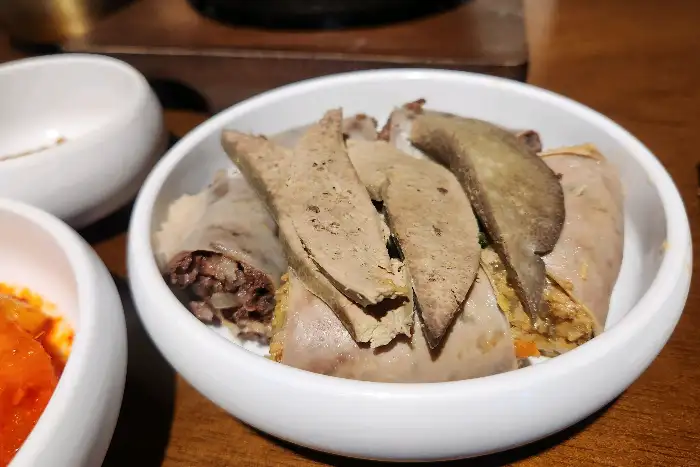 순대와 머릿고기