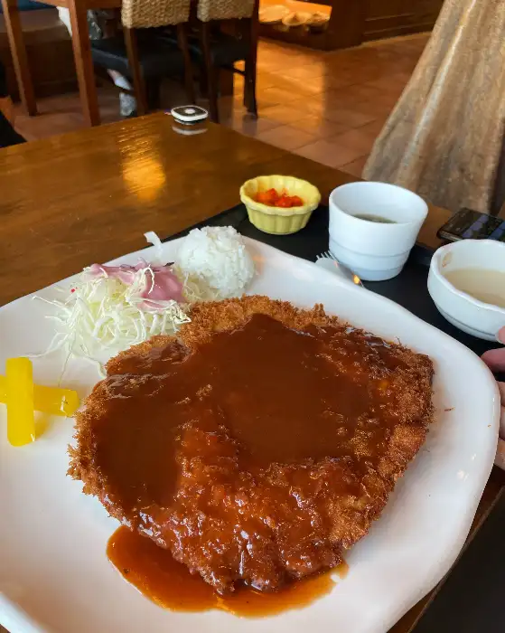 왕돈까스 단면