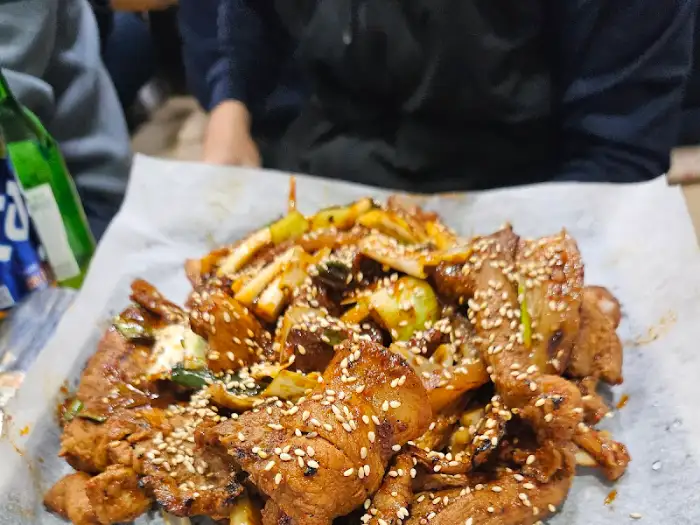 잘 익은 돼지불고기