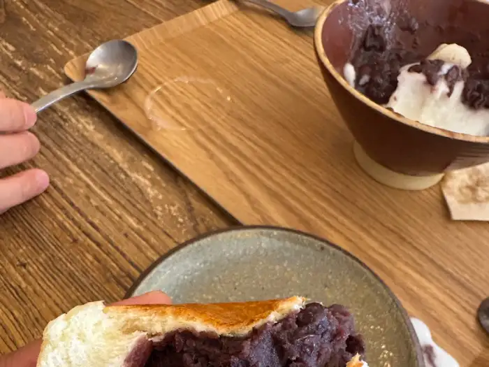 백팥집 팥으로 채워진 빵