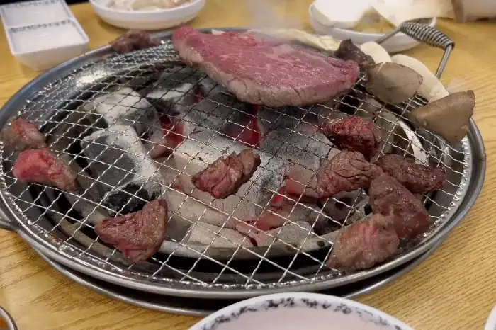 넓고 쾌적한 매장 내부