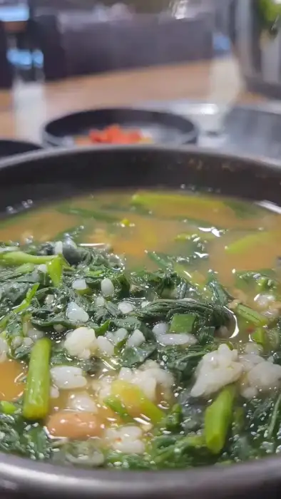 올갱이 해장국 근접샷