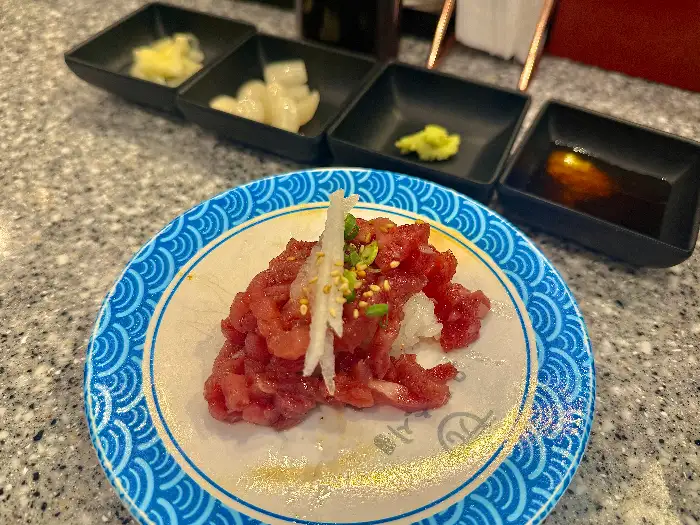 육회초밥