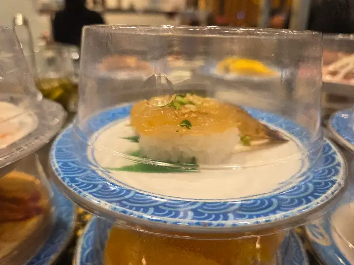 연어뱃살 초밥
