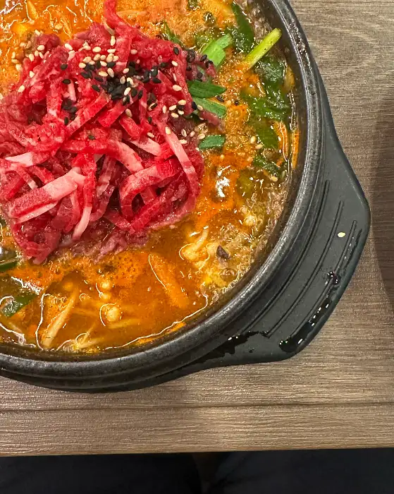 육회 짬뽕 국밥 클로즈업