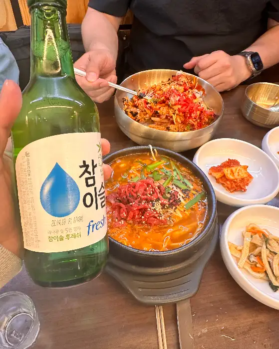 테이블 세팅과 음료수