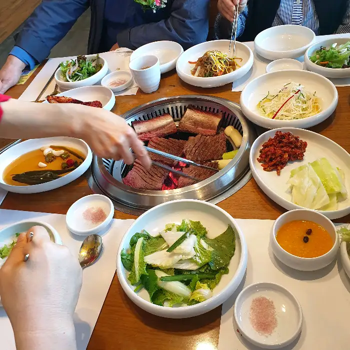 화로에 구워지는 소갈비