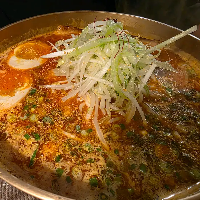 매콤한 국물의 카라이 라멘