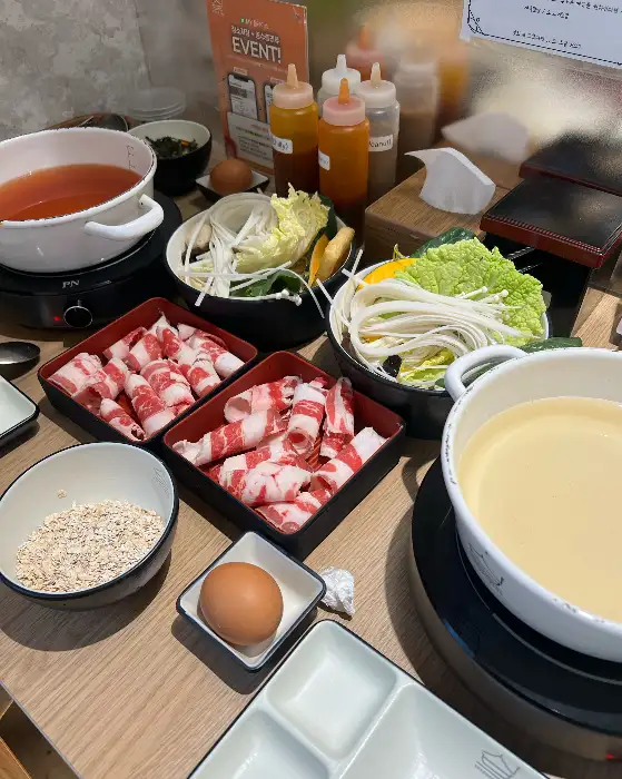 샤브샤브 테이블 세팅
