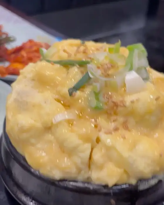 푸짐하게 담겨 나온 계란찜 (사진 6)