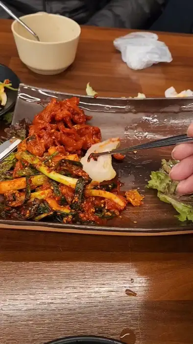 푸짐하게 차려진 한 상