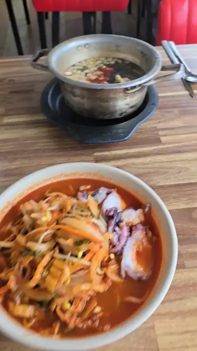 문어 짬뽕과 함께 나온 우동 국물