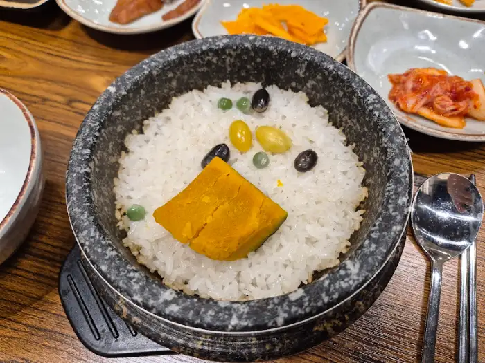 돌솥밥