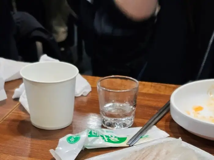 이한진숙성회집 곁들임 찬과 소스
