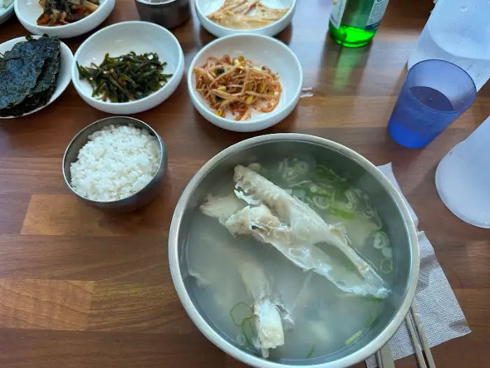 맑고 시원한 국물의 대구탕