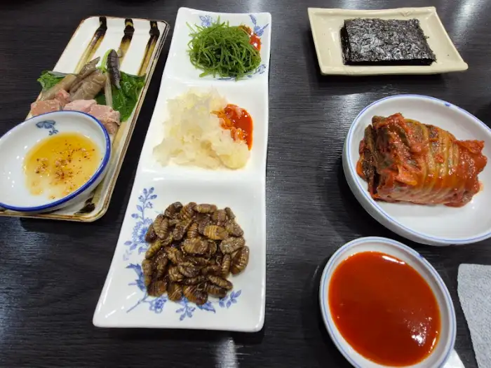 홍어 삼합 재료들