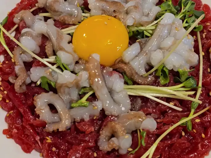 육회탕탕이 디테일 컷