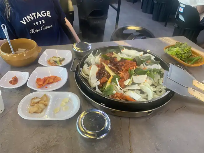 본고깃집 닭갈비 재료