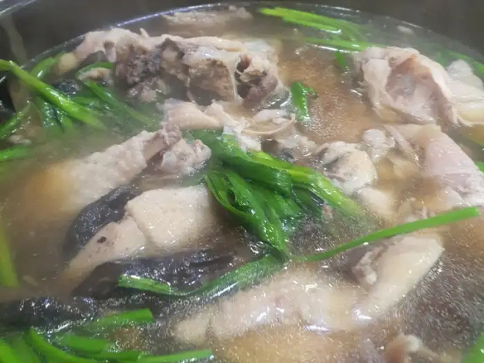 정갈하게 차려진 테이블 모습