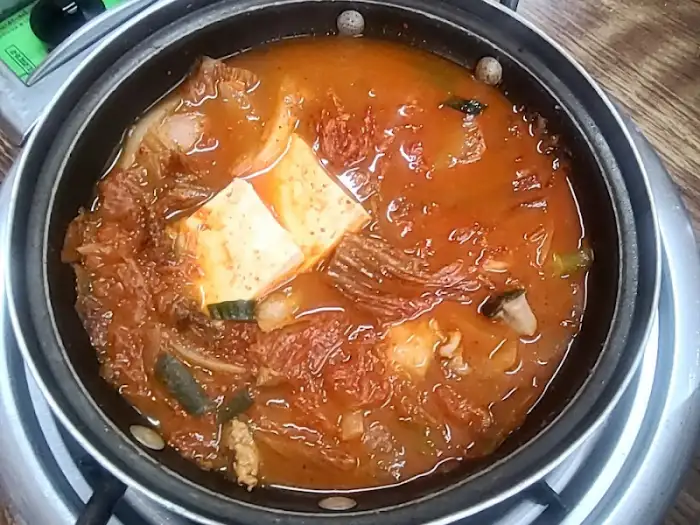 한옥집 김치찜 메인 요리