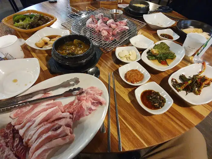 푸짐한 상차림