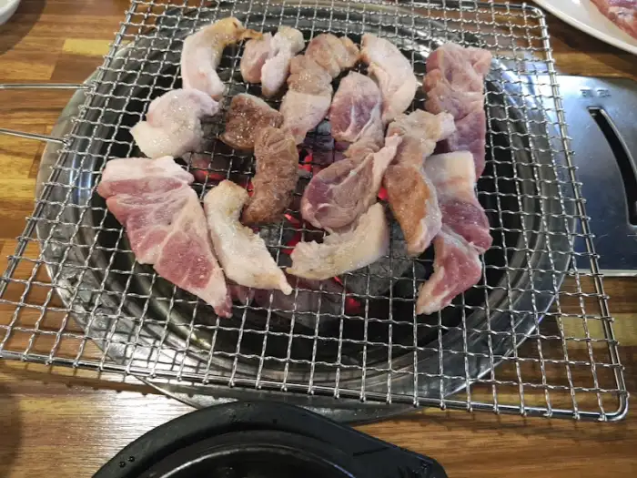 다양한 부위의 뒷고기