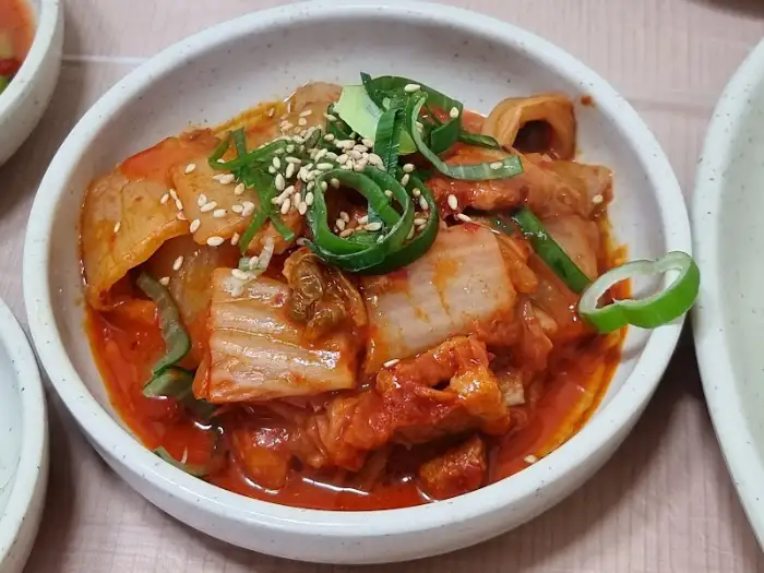 밑반찬  kimchi