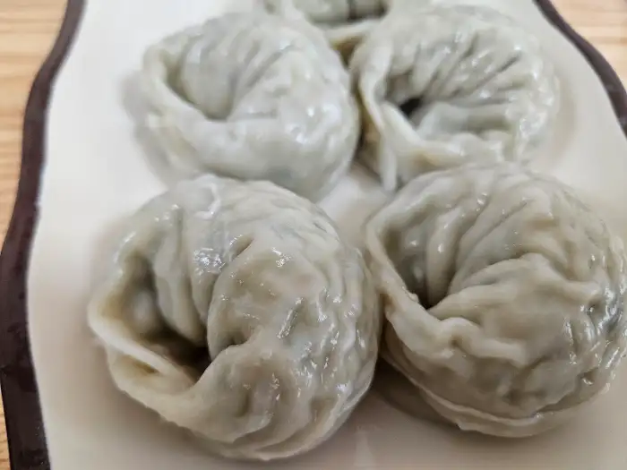 황금칼국수 만두 클로즈업