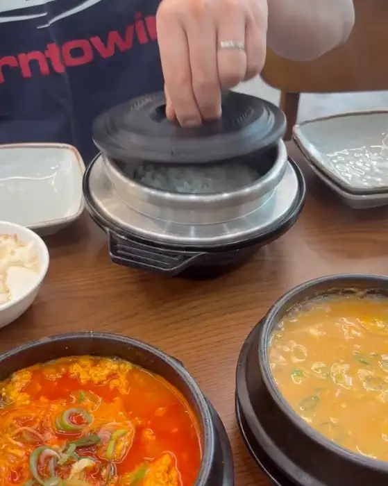 맷돌로만 마곡점 솥밥 모습