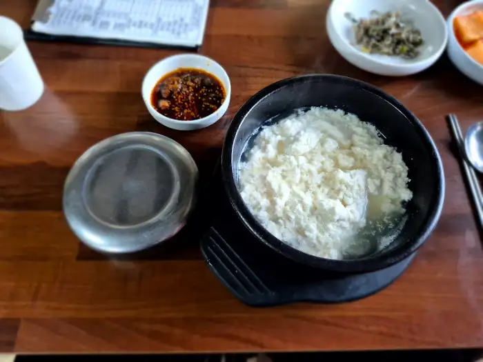 순두부새우젓찌개 단품 클로즈업