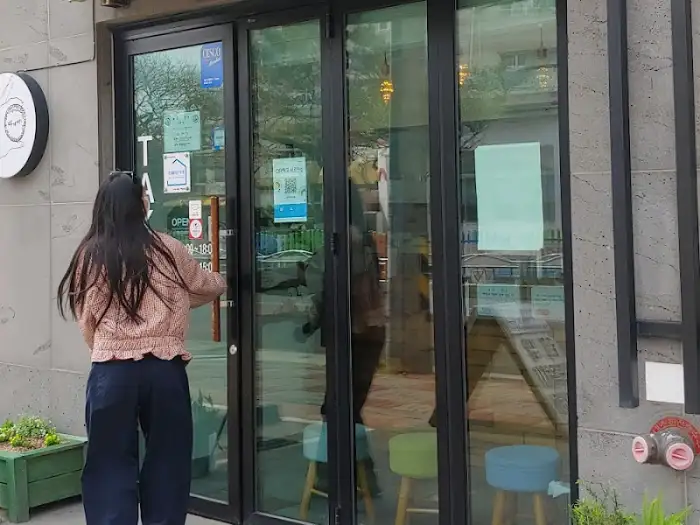 다가미 김밥 가게 외부 모습