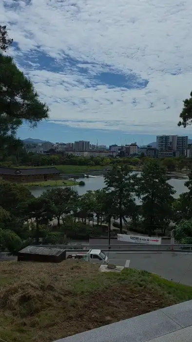 덕진공원 뷰