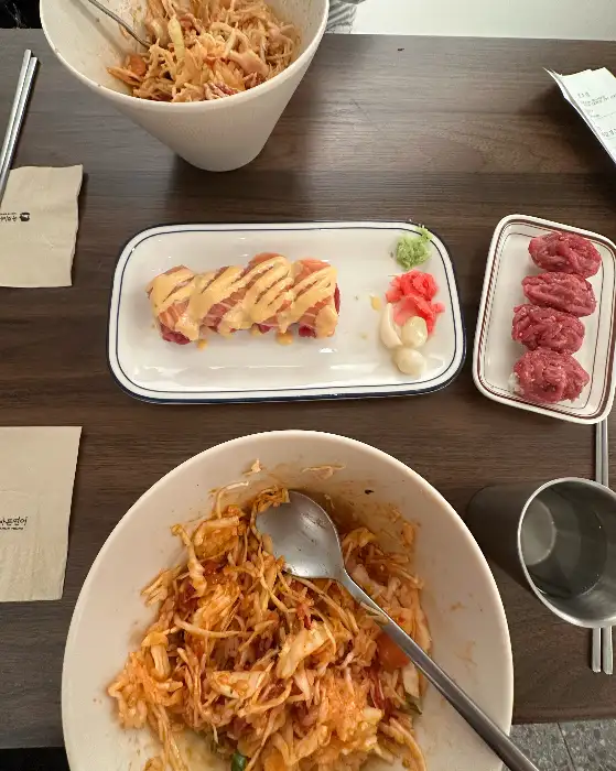 다양한 육회 메뉴