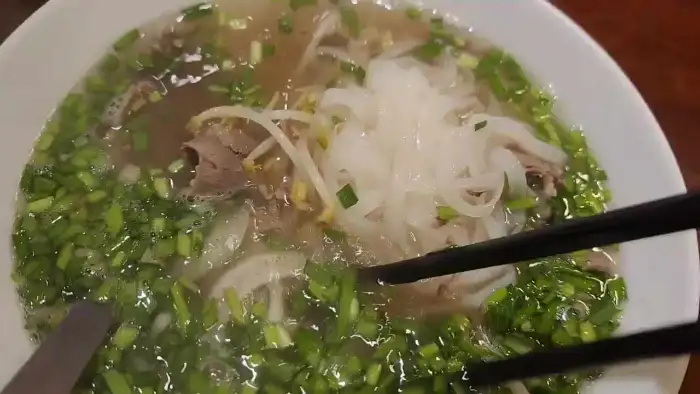 쌀국수 면과 고기