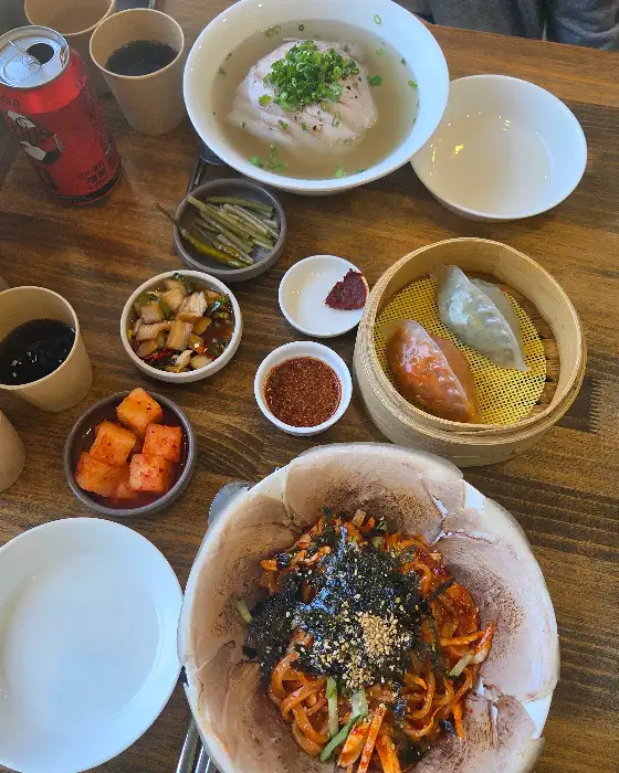 비빔칼국수