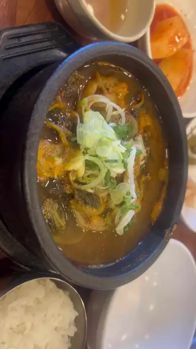 교동면옥 갈비탕 - 맑고 진한 국물