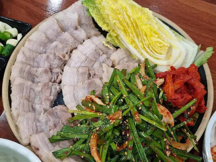 푸짐한 보쌈 한 상