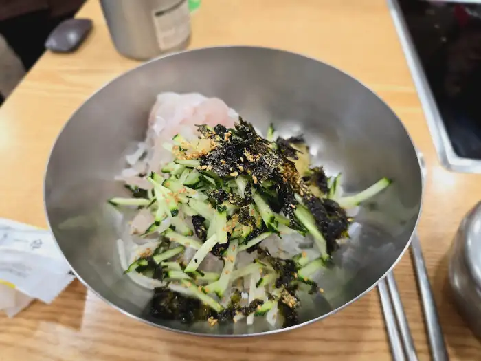 물회 비빔 전 모습
