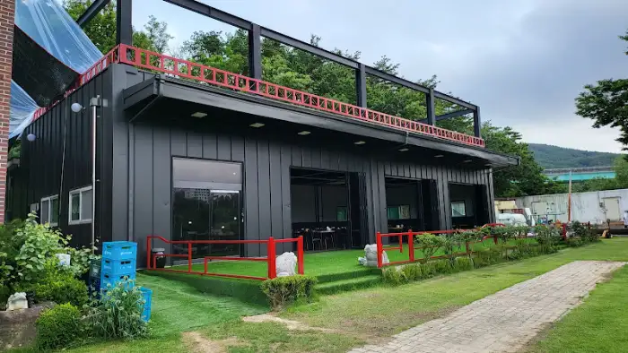 매장 주변 풍경